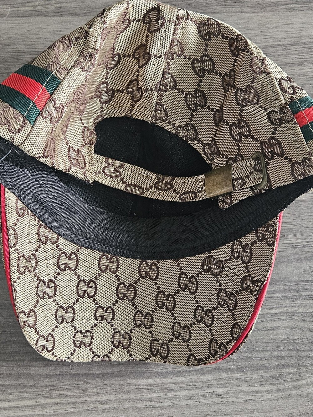 Gucci Brown Beige GG Monogram Cap - Picture 3 of 3